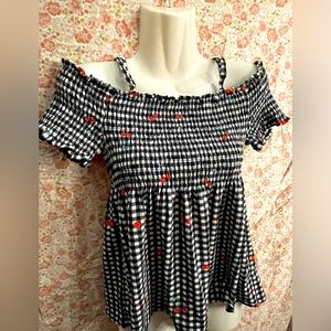 OPEN SHOULDER TOP CHERRY DESIGN